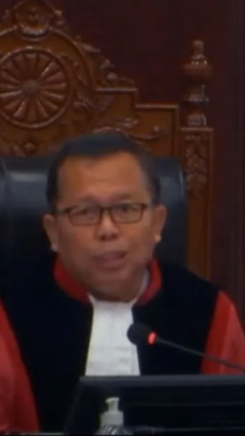 VIDEO: Hakim MK Arsul Sani Heran Cuma Menteri Kubu 02 Disorot Bansos, Paslon 01 & 03 Juga Ada