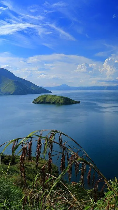 12 Wisata Danau Toba yang Indah dan Menakjubkan, Wajib Dikunjungi