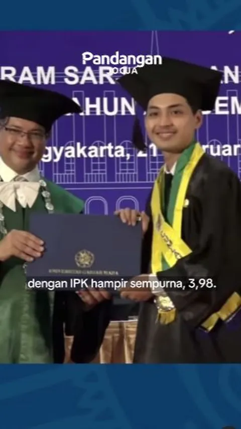 Dulu Sering Dibully, Anak Kuli Bangunan ini Sukses jadi Wisudawan Terbaik UGM, Bikin Ortu Bangga