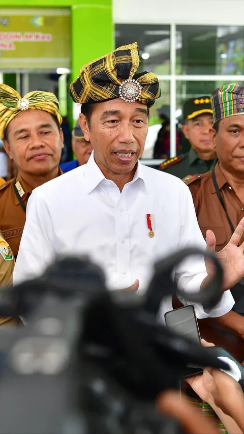 Tanggapan PDIP, Foto Jokowi Hilang Cuma Ada Ma