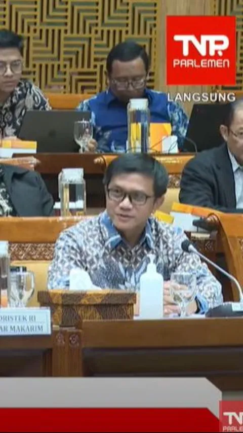 VIDEO: Tawa Dirjen Diktiristek, Anggota DPR Dede Yusuf Sebut Kuliah Bukan Tersier