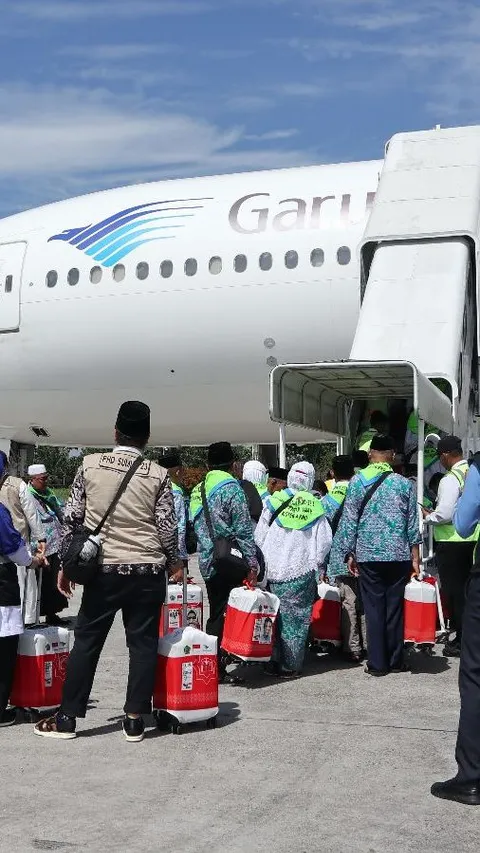 Garuda Indonesia Tunda Angkut Jemaah Haji karena Ada Kerusakan Mesin, Kemenag Kecewa dan Langsung Protes Keras