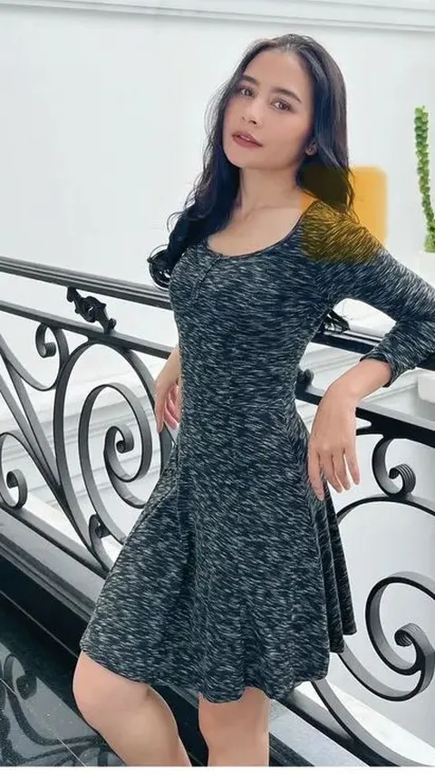 Potret Terbaru Prilly Latuconsina Yang Makin Langsing Usai Turun 8 Kg, Cantik Menawan saat Kenakan Mini Dress