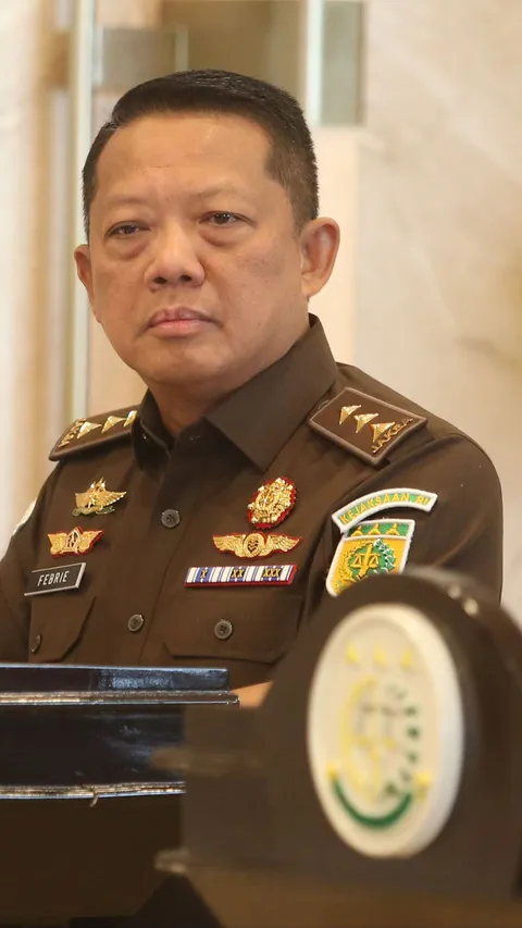 VIDEO: Kejagung soal Libatkan TNI Hingga Jampidsus Pakai Rompi Anti-Peluru, Benarkah?