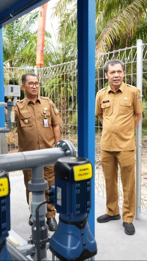 Pj Gubernur Kaltim Resmikan Penyediaan dan Pengolahan Air Bersih di Desa Sumber Sari