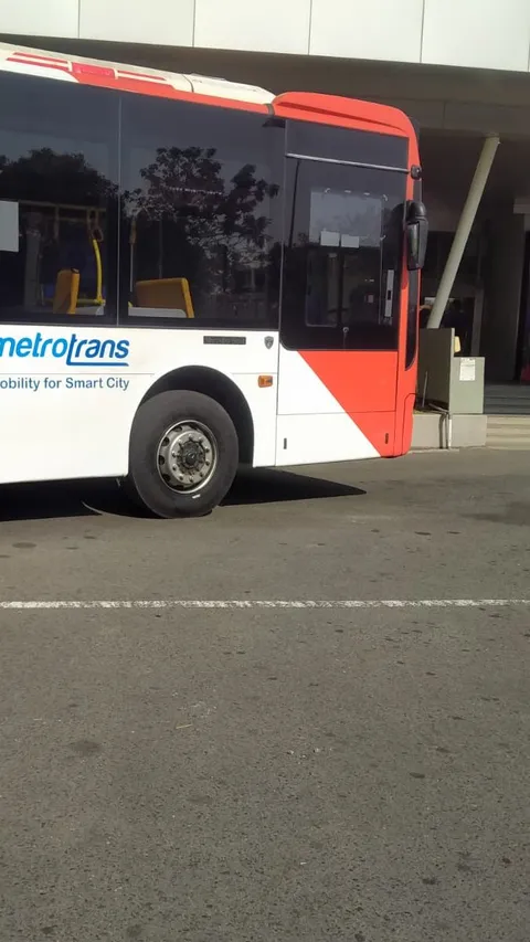 Layanan Transjakarta ke Bandara Soekarno Hatta Diperpanjang