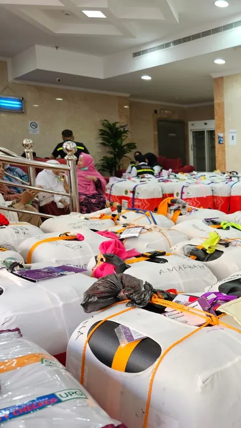 Gara-Gara Bawa Ini, Koper Bagasi Jemaah Haji Dibongkar Petugas Bandara Jeddah