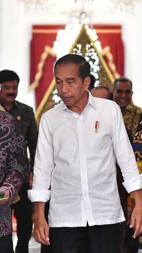 Jelang Habis Jabatan, Presiden Jokowi Beri Pesan Khusus, Prabowo Sibuk Mencatat