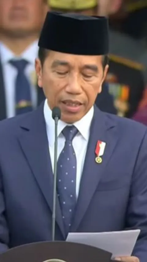Jokowi Minta Polri Jadi Cooling System dan Perekat Kebinekaan