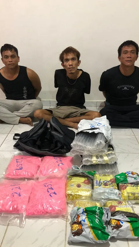 4 Kali Lolos Selundupkan Sabu dan Ekstasi, Komplotan Kurir Narkoba Akhirnya Digulung Polisi di Riau