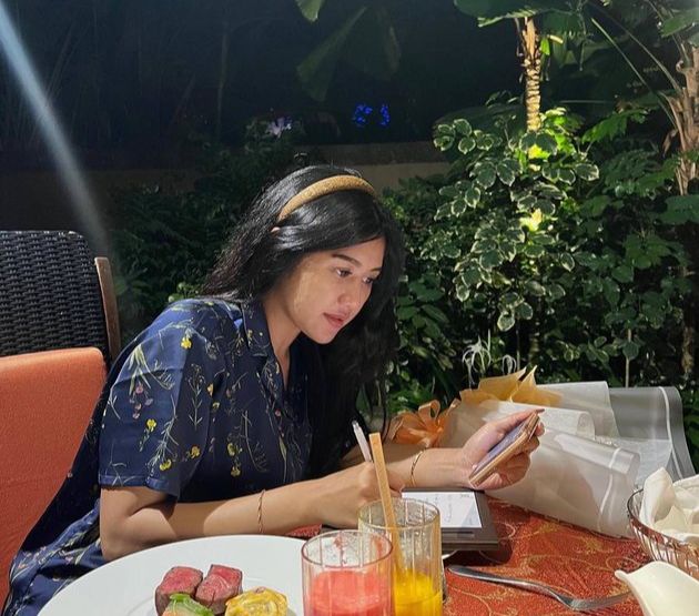 Sempat Dikabarkan Hamil, Ini Sederet Potret Erina Gudono yang Mengaku Tunda Kehamilan Demi Hal Mulia Ini