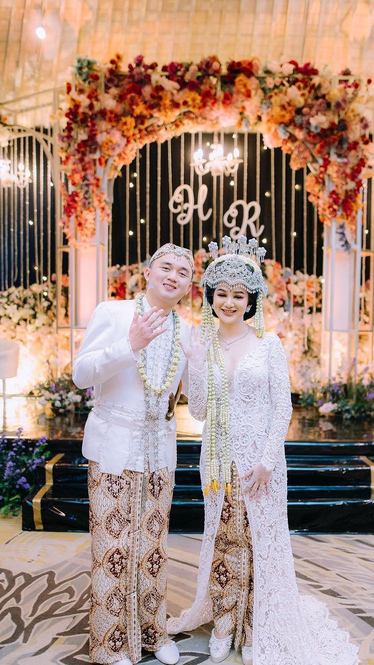 Belum Sampai 3 Bulan, 6 Selebriti Ini Putuskan Bercerai, Terbaru Ada Hana Hanifah
