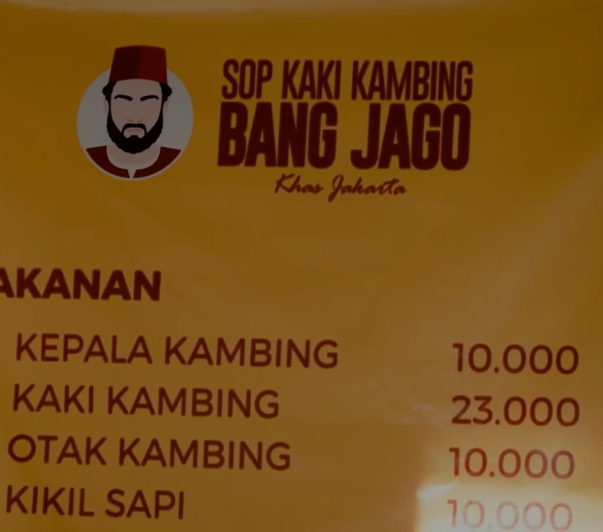 Iskandar kemudian melebarkan sayap bisnisnya ke bisnis sop kaki kambing Bang Jago.