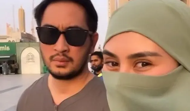 Pakai cadar