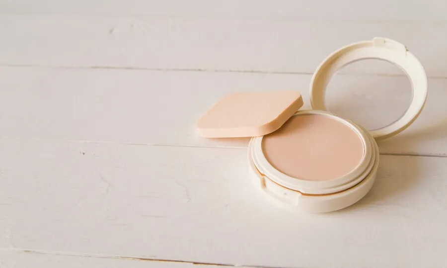 Foundation vs Cushion? Mana yang Sesuai Dengan Karaktermu?