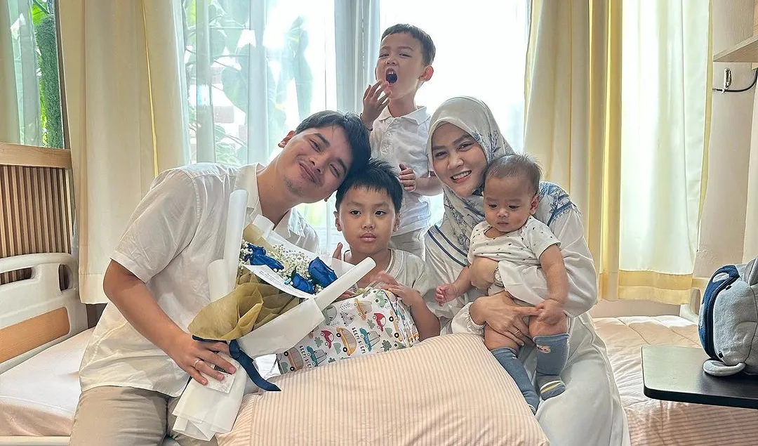 Foto bareng dengan Yusuf
