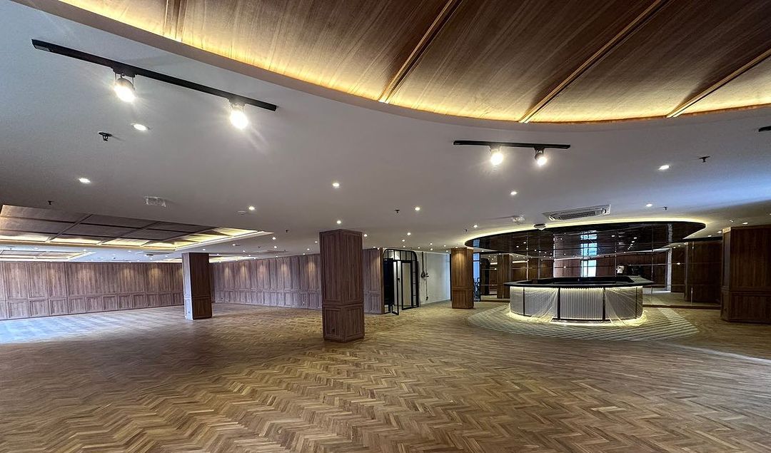 Entertain Room