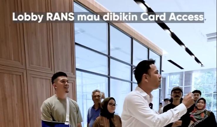 Akan Dipasang Card Access Area Lobby