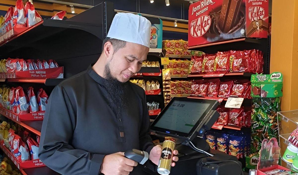 Dilarang Membuat Pernyataan Terkait Ustaz Ebit Lew