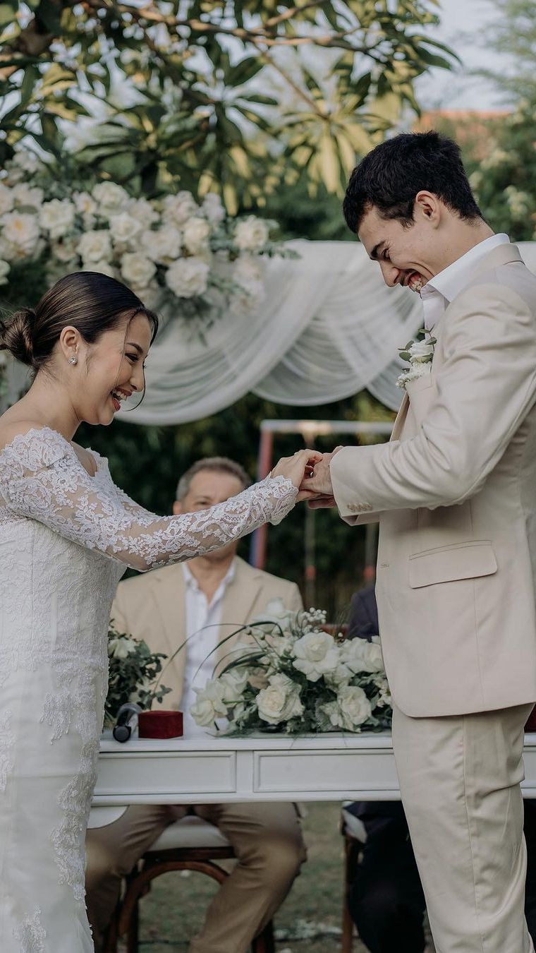 Usai Melahirkan Anak Pertama, Jennifer Coppen Akhirnya Resmi Menikah