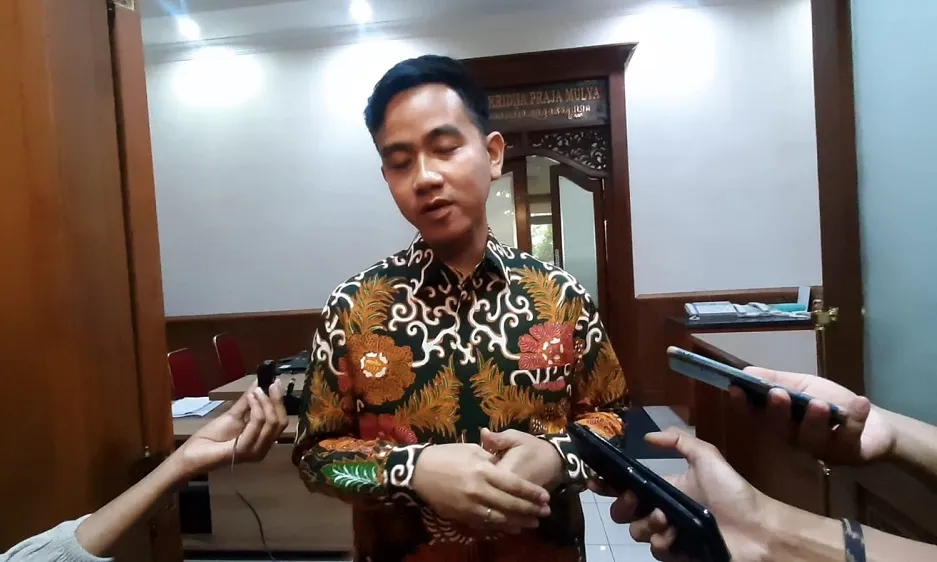 Gibran Berumur 36 Tahun Saat MK Putuskan Gugatan Batas Usia Capres Dan ...