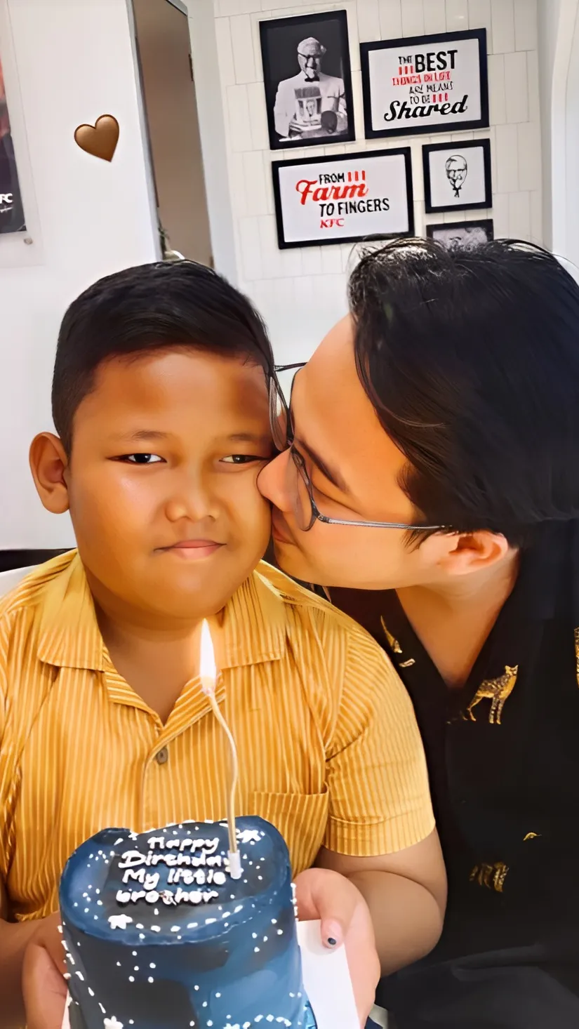 Haru Banget, Kakak Urus Adik Setelah Ibu Meninggal dan Ayahnya Pergi
