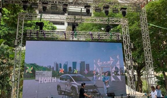 Hadirkan Guest Star Band Ternama