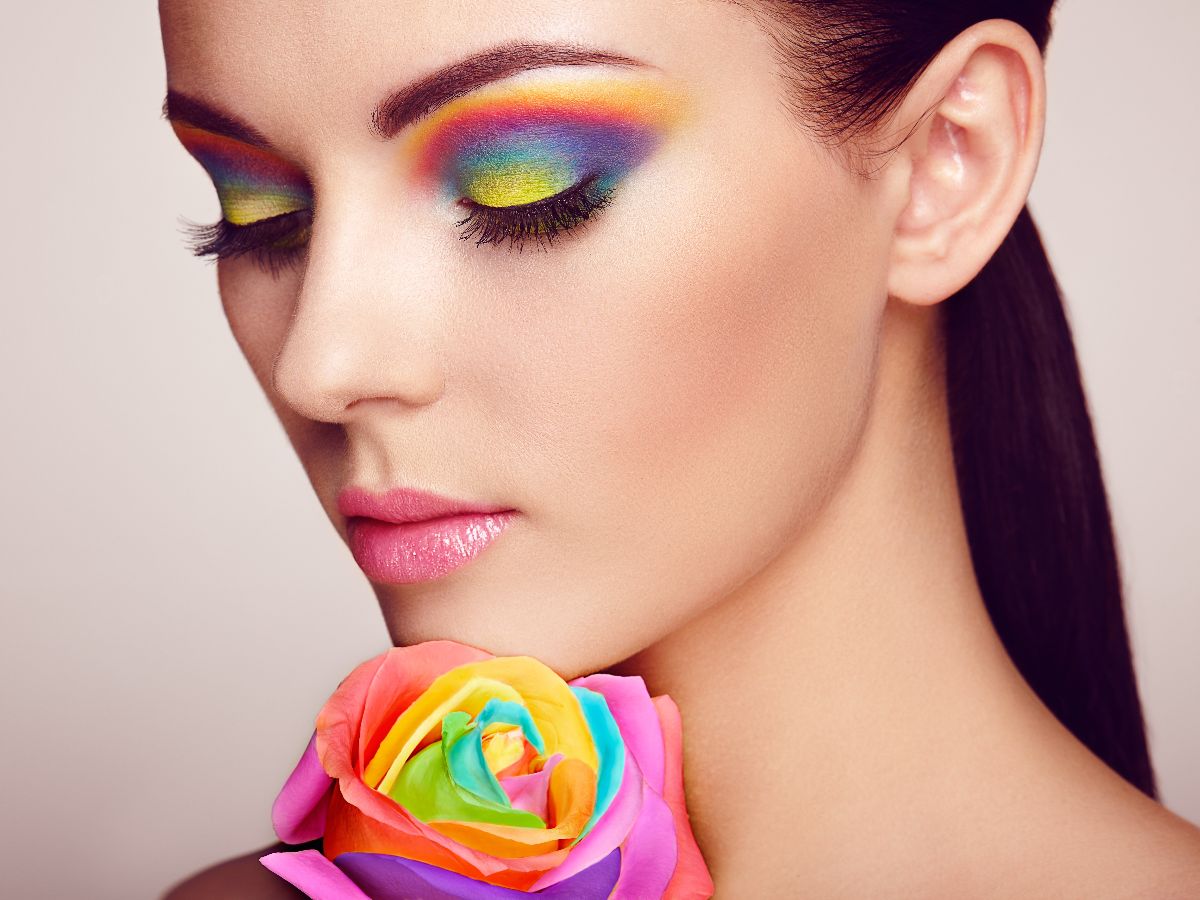 Mengeksplor Warna Eyeshadow