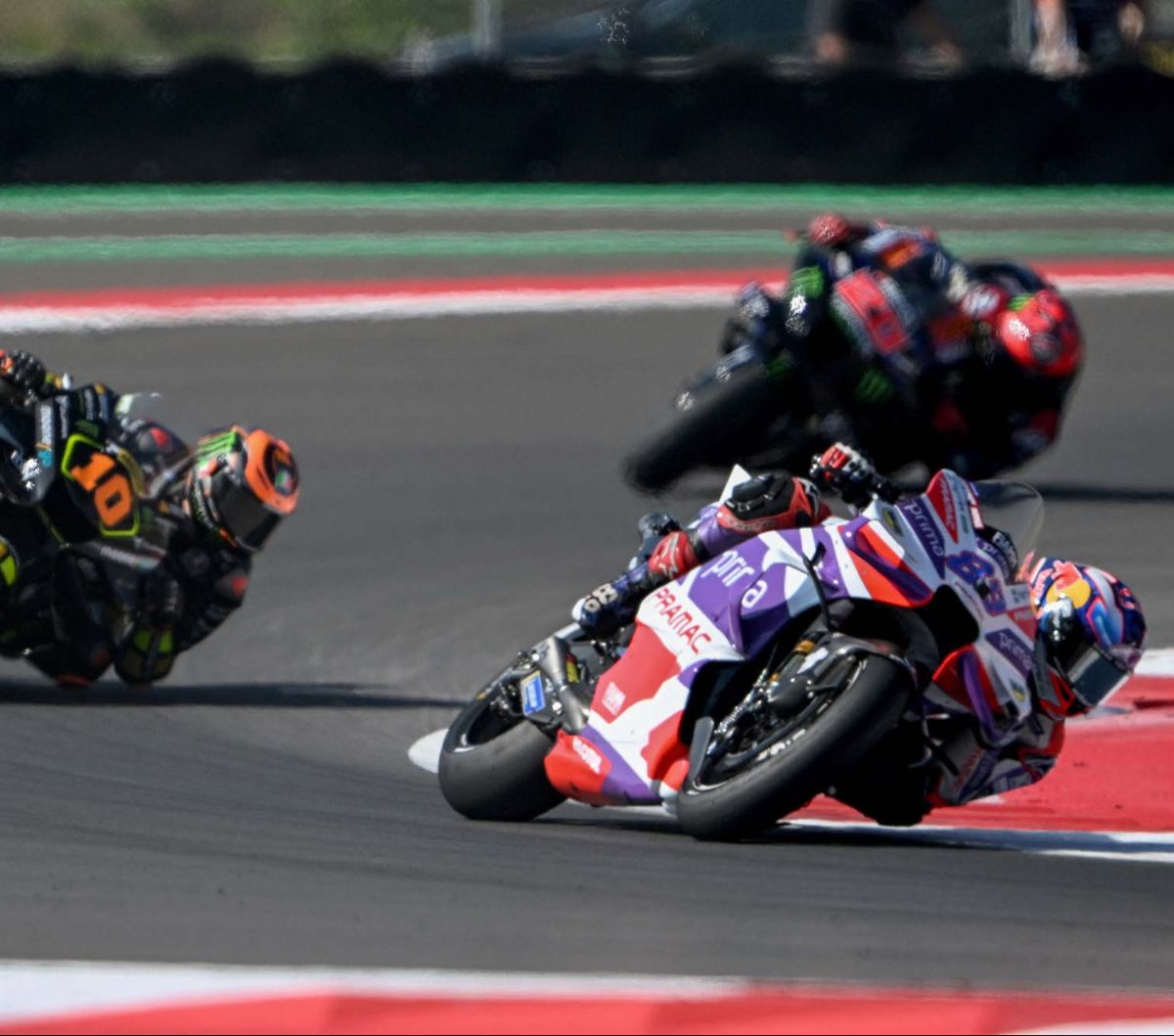FOTO: Momen Jorge Martin Rajai Sprint Race MotoGP Mandalika 2023 ...