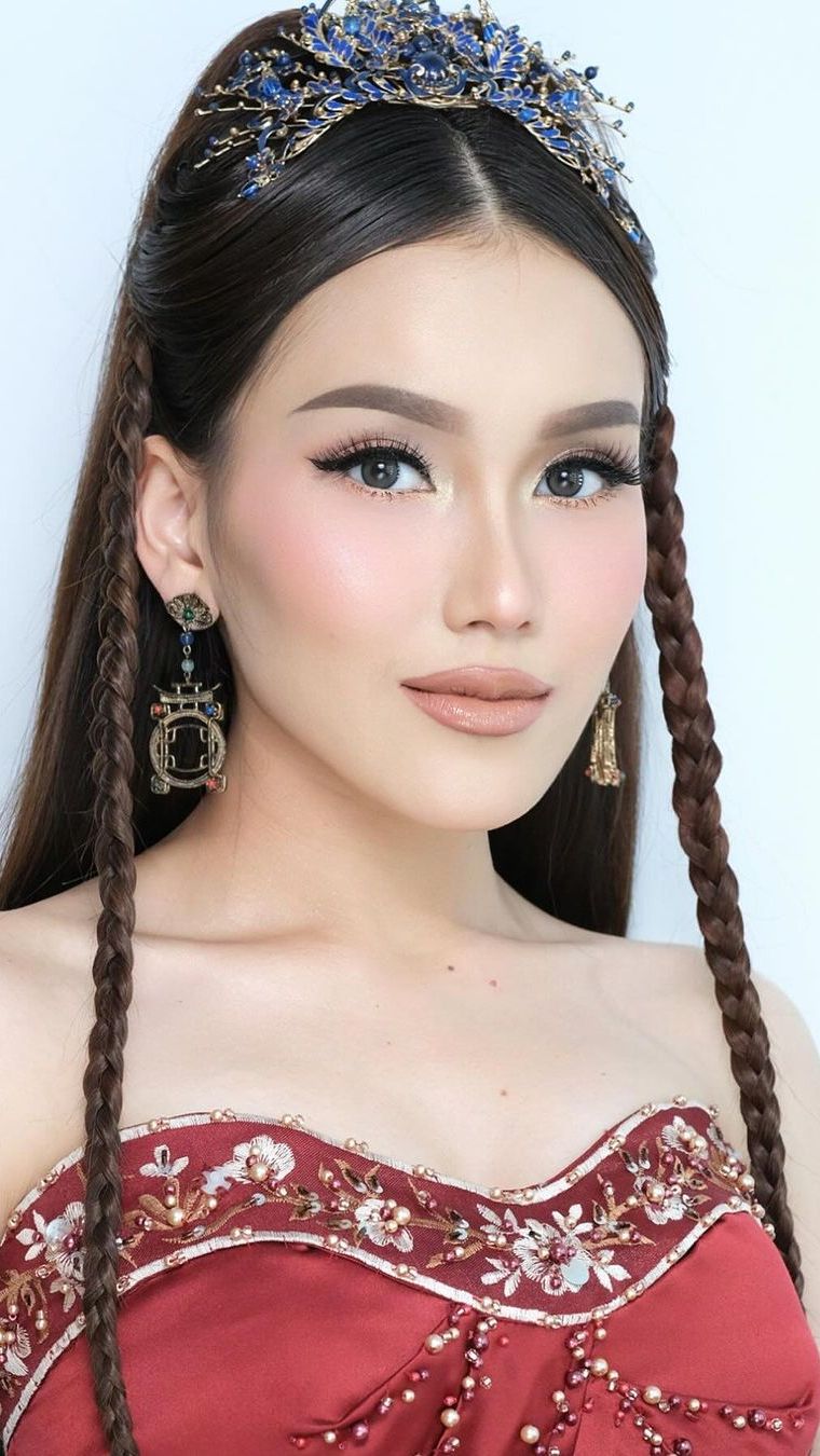 6 Pesona Ayu Ting Ting Pamer Tato di Dada, Emang Boleh Se-kiyowo Ini?