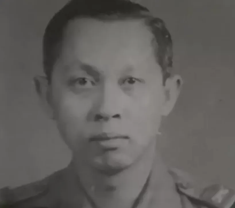 Jenderal TNI Kawan Dekat Soeharto, Dicopot dari Jabatan Strategis Karena Terlalu Populer