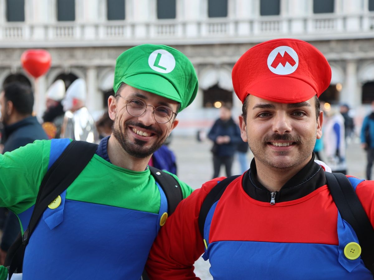 7. Mario and Luigi Costume: The Iconic Nintendo Duo<br>