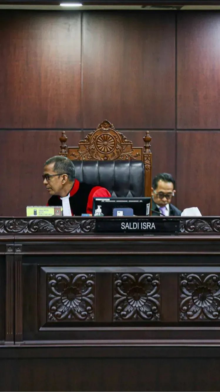 Hakim Saldi Isra Soal Putusan Batas Usia Capres-Cawapres: Baru Kali Ini Saya Alami Peristiwa Aneh Luar Biasa di MK
