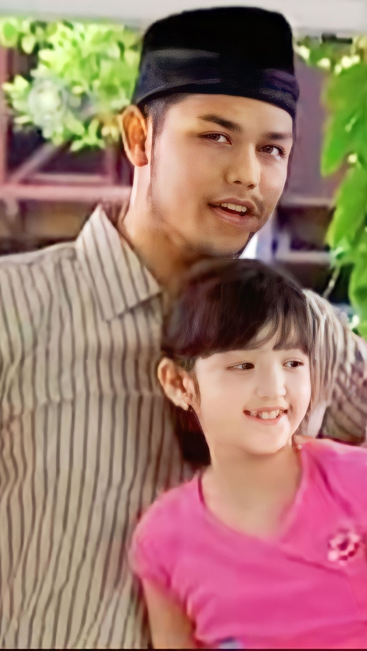9 Potret Gadis Cilik yang Main di Sinetron Religi Waria Tobat Bareng Ivan Gunawan, Ternyata Aktris Populer