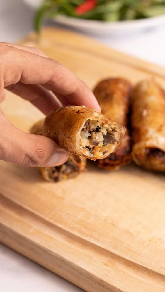 Easy Lumpia Recipe In 2 Simple Variations trstdly trusted news in