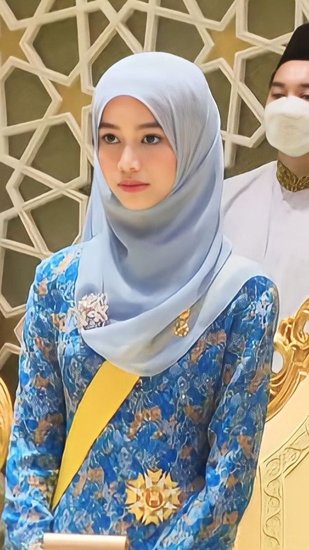 6 Photos of Princess Ameerah Wardatul Bolkiah, The Youngest Daughter of ...