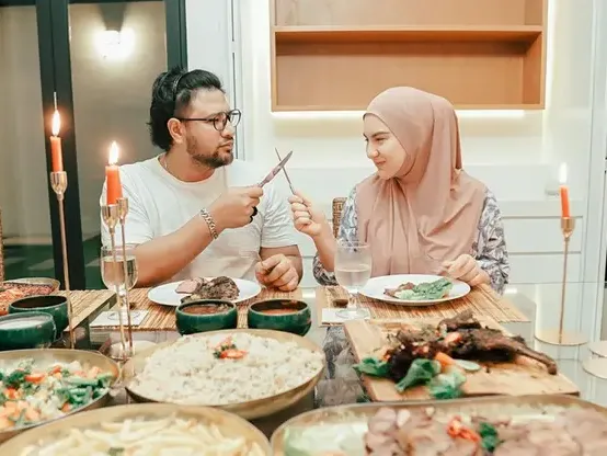 Dikabarkan Cerai, Ammar Zoni Ungkap Hubungan Sebenarnya dengan Irish Bella