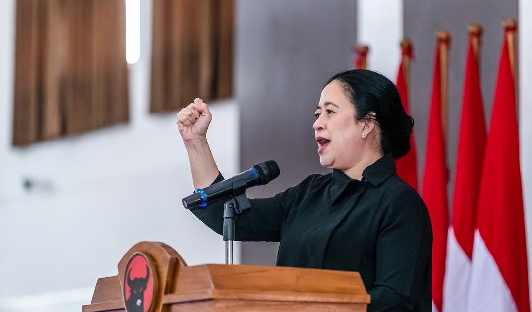 Pertanyaannya adalah harus ditanyakan ke Pak Jokowi, bukan ke saya,