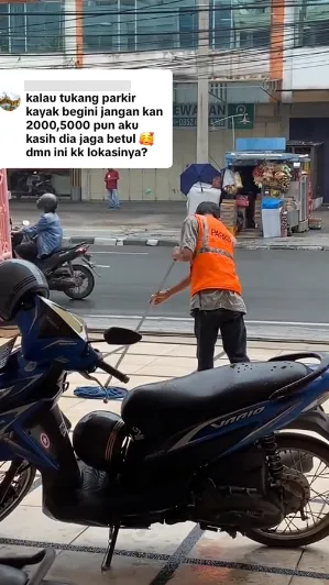 Tukang Parkir Rela Ngepel Lantai Parkiran, Kalau Gini Bakal Ikhlas Beri ...