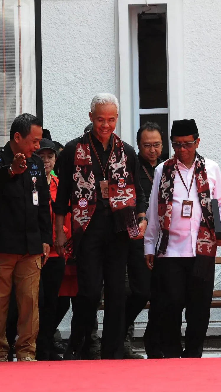 FOTO: Penampakan Pendukung Berdesakan Antar Ganjar-Mahfud Hingga Resmi ...