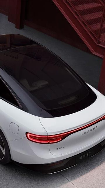 Huawei dan Chery Kembangkan Sedan Listrik Luxeed S7