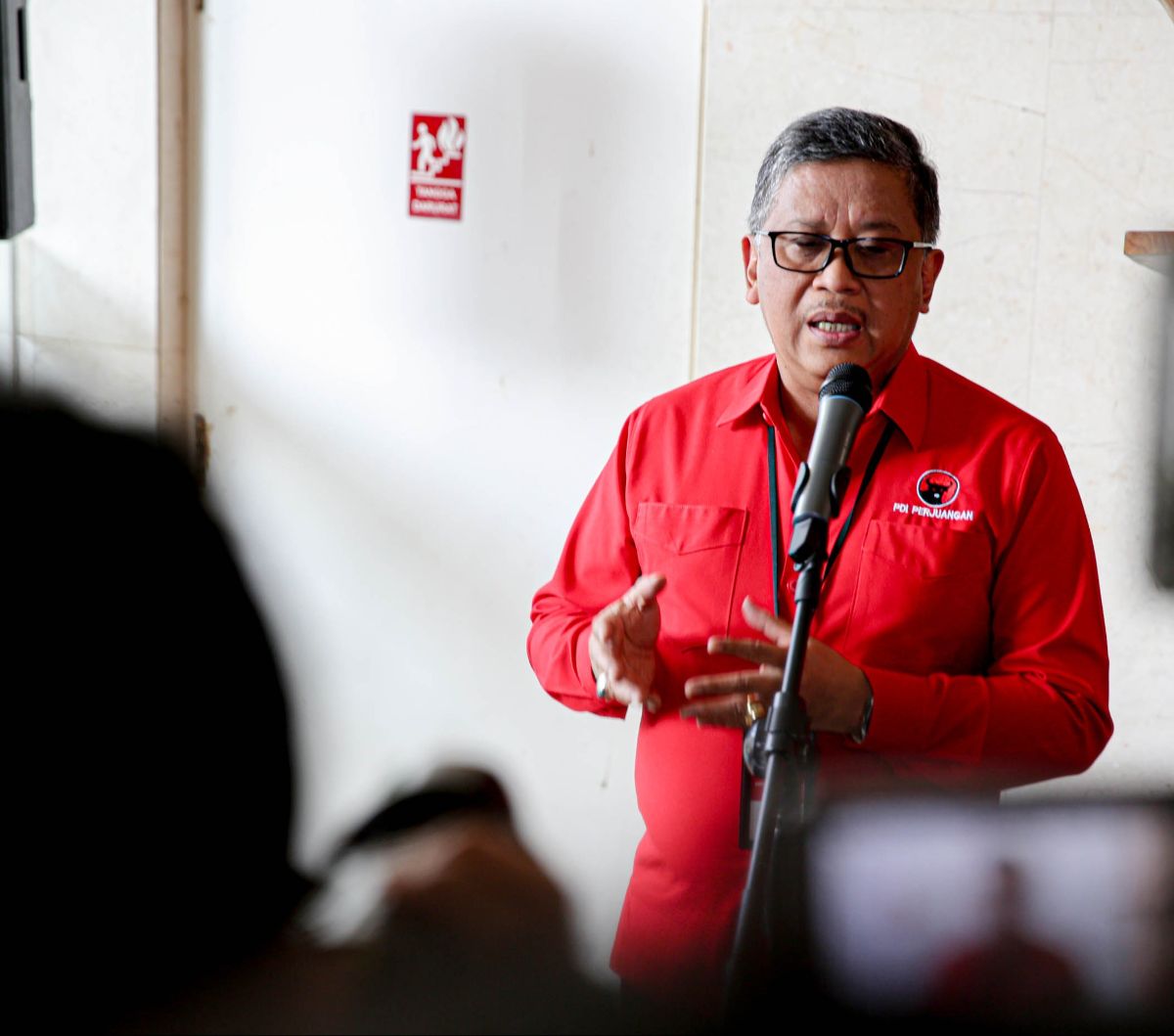 Ia juga menyebut PDIP memiliki tokoh kader muda yang terbanyak dalam mengisi posisi, baik di bidang eksekutif dan legislatif.