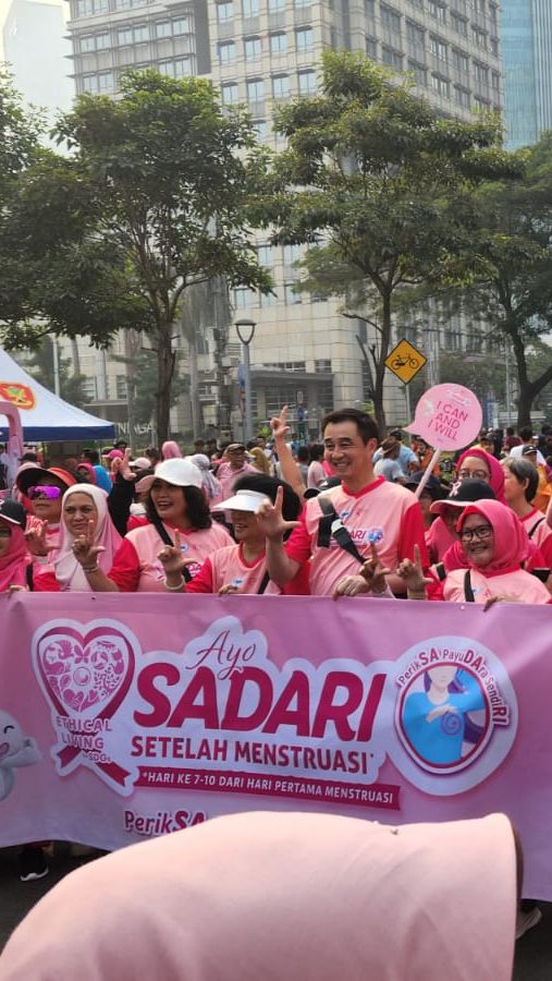 Tak Boleh Malas, Pastikan Rutin Lakukan Pemeriksaan payudara Sendiri