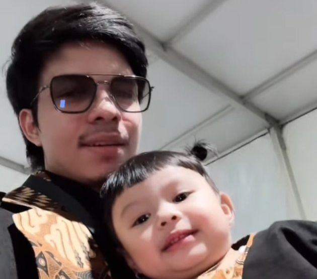 Bikin Presiden Jokowi gemas, Intip Sederet Potret Aurel Hermansyah dan Atta Halilinar yang Ajak Ameena di Acara Istana Berbatik