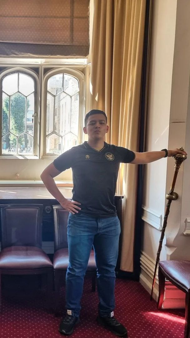 Unggahan Hafiz ini sontak mencuri perhatian masyarakat luas. Berbagai komentar pun membanjiri foto tersebut. <br>
