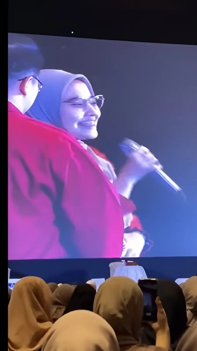 Viral Wanita Ketemu Jodoh di Pengajian, Awalnya Konsultasi Calon Imam, Ujungnya Malah Tukeran Instagram