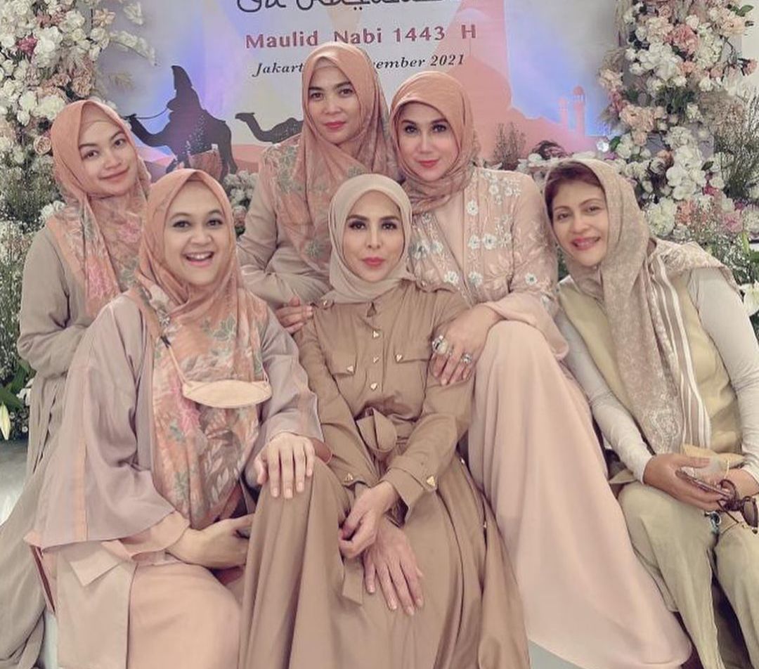 Ini Sosok Ibu Mertua Tasya Kamila yang Umumkan Perceraian, Sosialita yang Sering Kumpul Bareng Artis