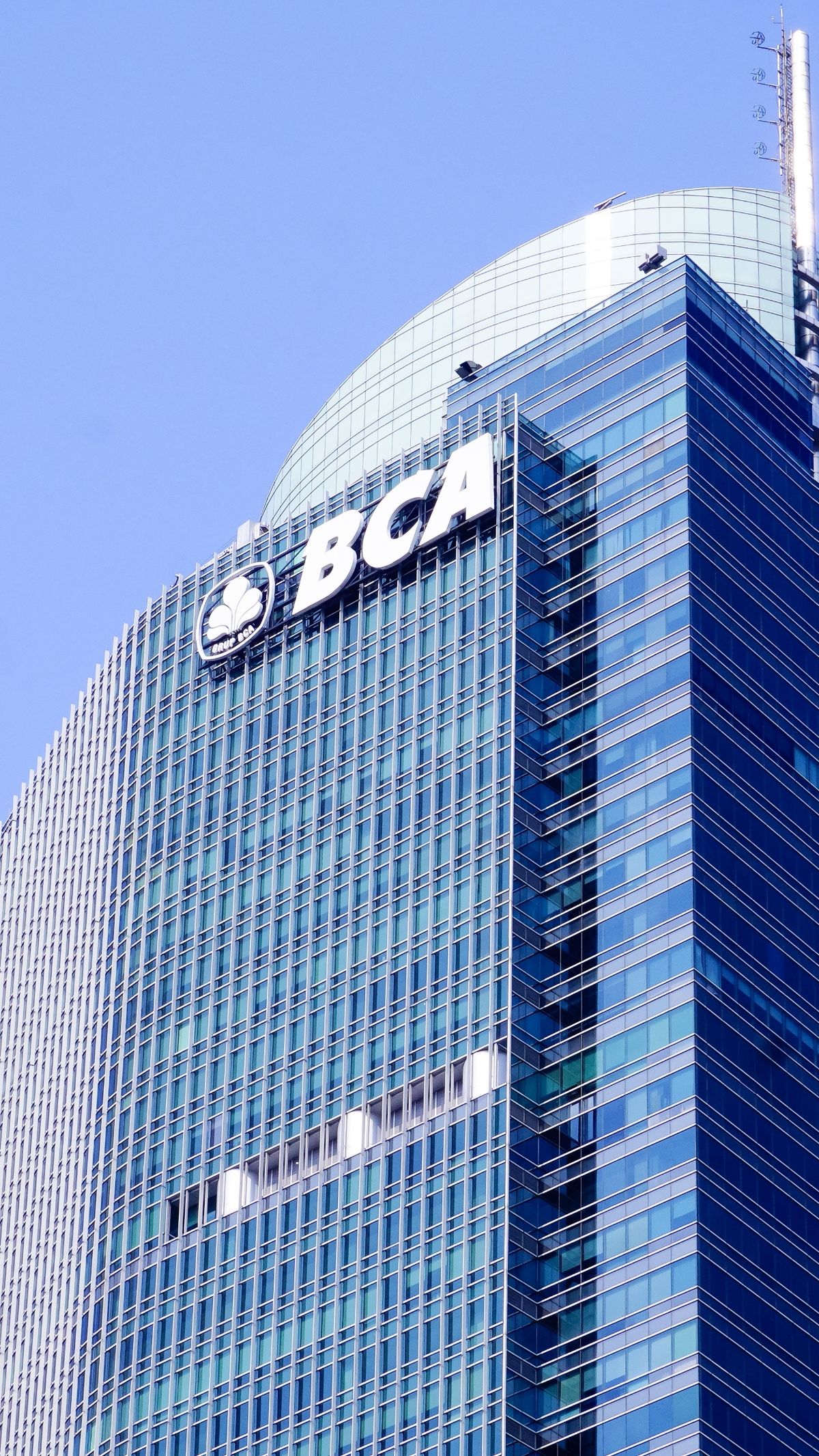 BCA Raup Laba Bersih Rp36,4 Triliun per Q3-2023, Total Aset Lebih dari Separuh Penerimaan Pajak Indonesia 