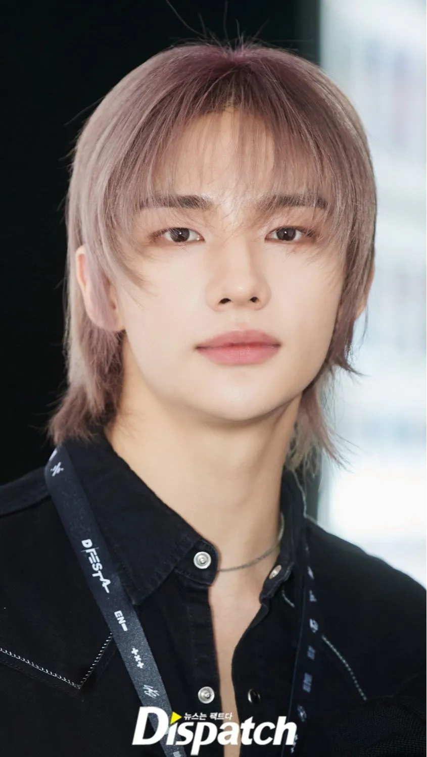 Stray Kids Hyunjin and His Trendset Hairstyle, His Long Hair is the ...