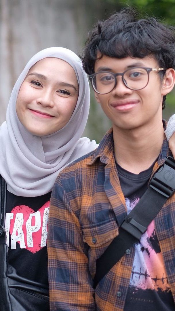 8 Potret Akrab Zaskia Adya Mecca dengan Anak Sambungnya, Beda 14 Tahun tapi Berasa Bestie